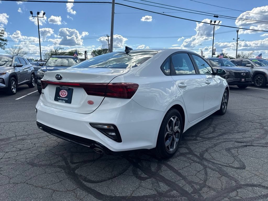 Used 2020 Kia Forte LXS FWD image 5