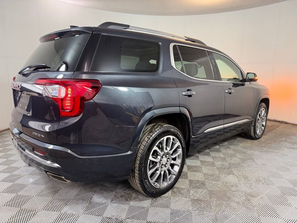 Used 2023 GMC Acadia Denali w/ Denali Ultimate Package image 6