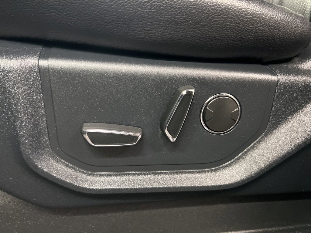 Certified 2020 Ford Expedition Limited w/ Special Edition Package image 29