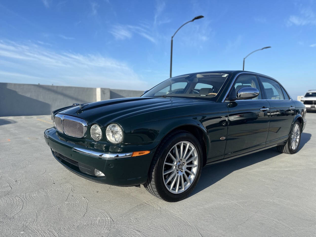 Used 2007 Jaguar XJ8 image 2