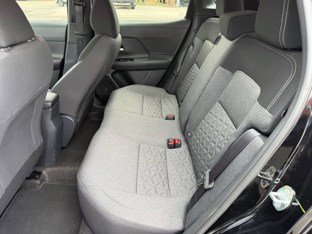 Used 2026 Nissan Kicks SV image 14