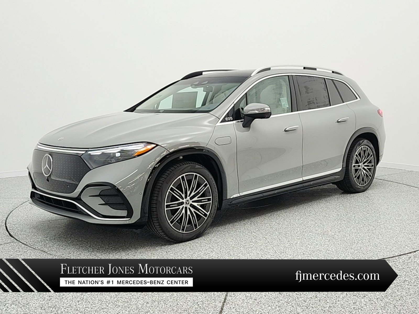 New 2026 Mercedes-Benz EQS 550 4MATIC SUV image 1