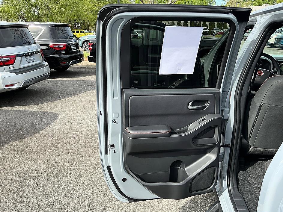 Certified 2026 Nissan Frontier PRO-4X w/ Pro-4x Convenience Package image 22