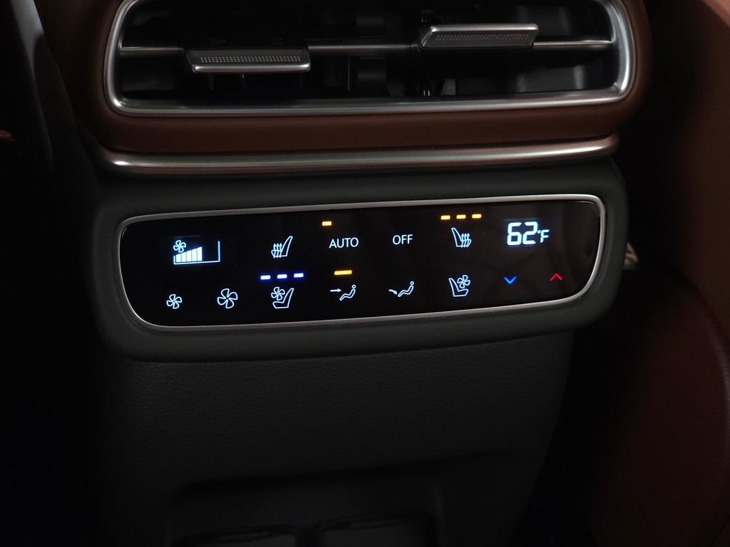 Used 2025 Genesis GV80 3.5T Prestige AWD/4WD image 44