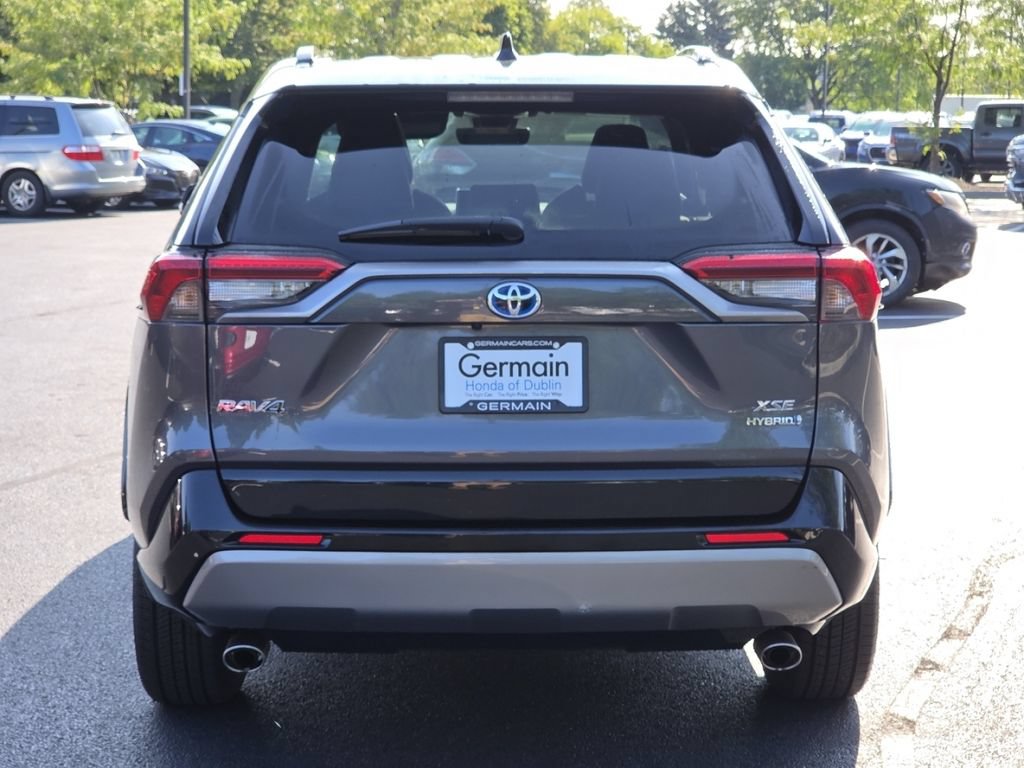 Used 2022 Toyota RAV4 XSE AWD/4WD image 22