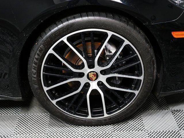 Certified 2023 Porsche Panamera RWD image 39