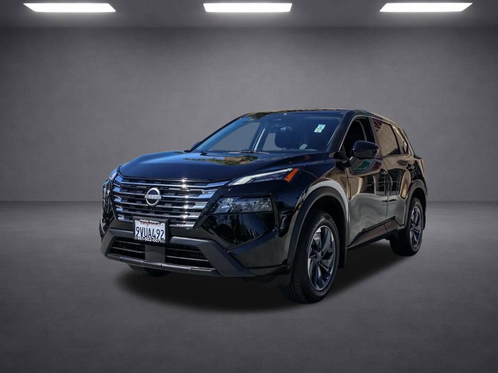 Used 2025 Nissan Rogue SV image 8