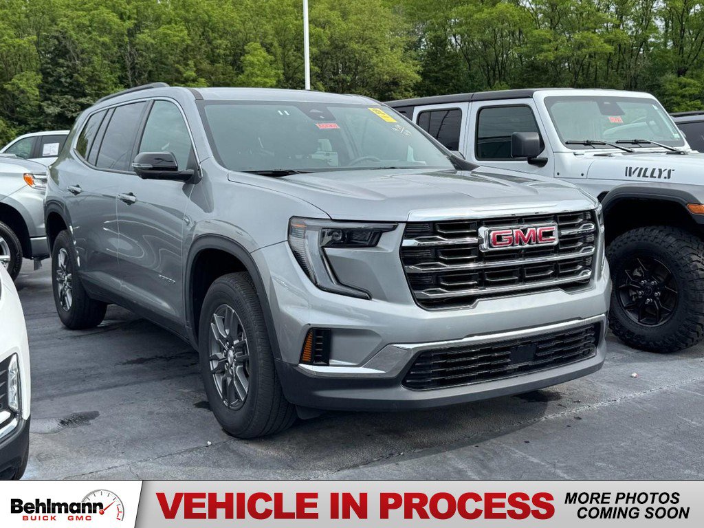 Used 2025 GMC Acadia Elevation FWD image 1