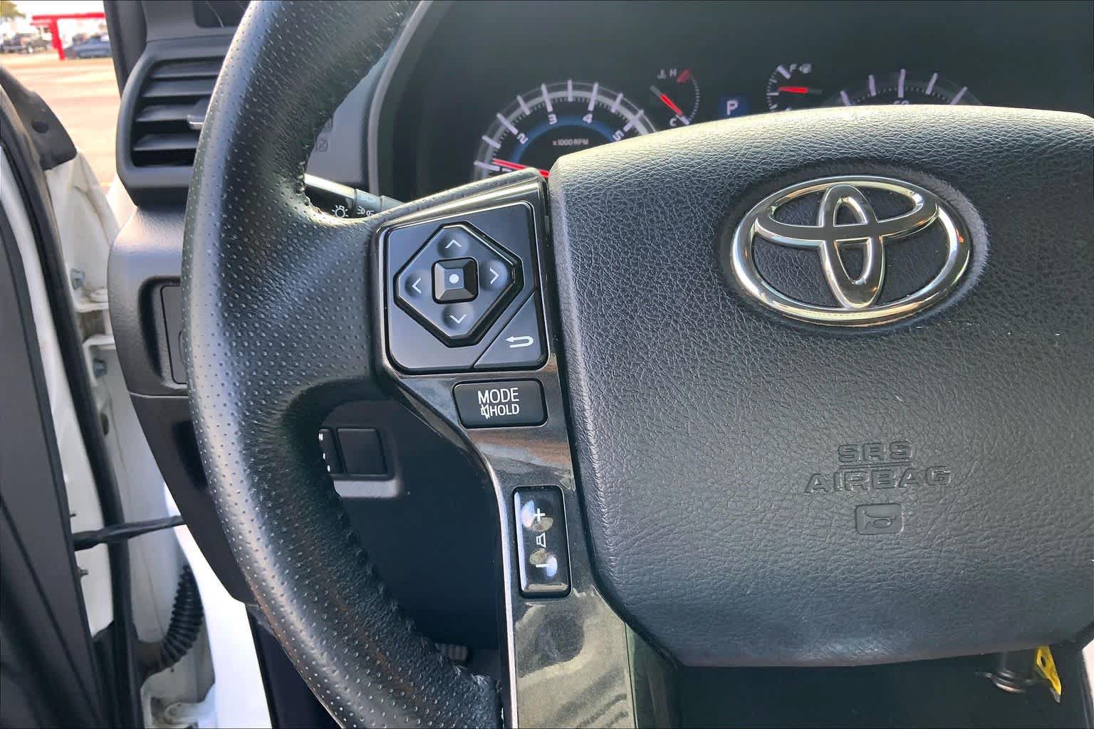 Used 2016 Toyota 4Runner Trail AWD/4WD image 24