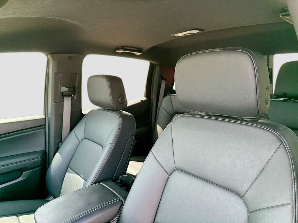 Used 2025 GMC Canyon Elevation w/ Convenience Package RWD image 12
