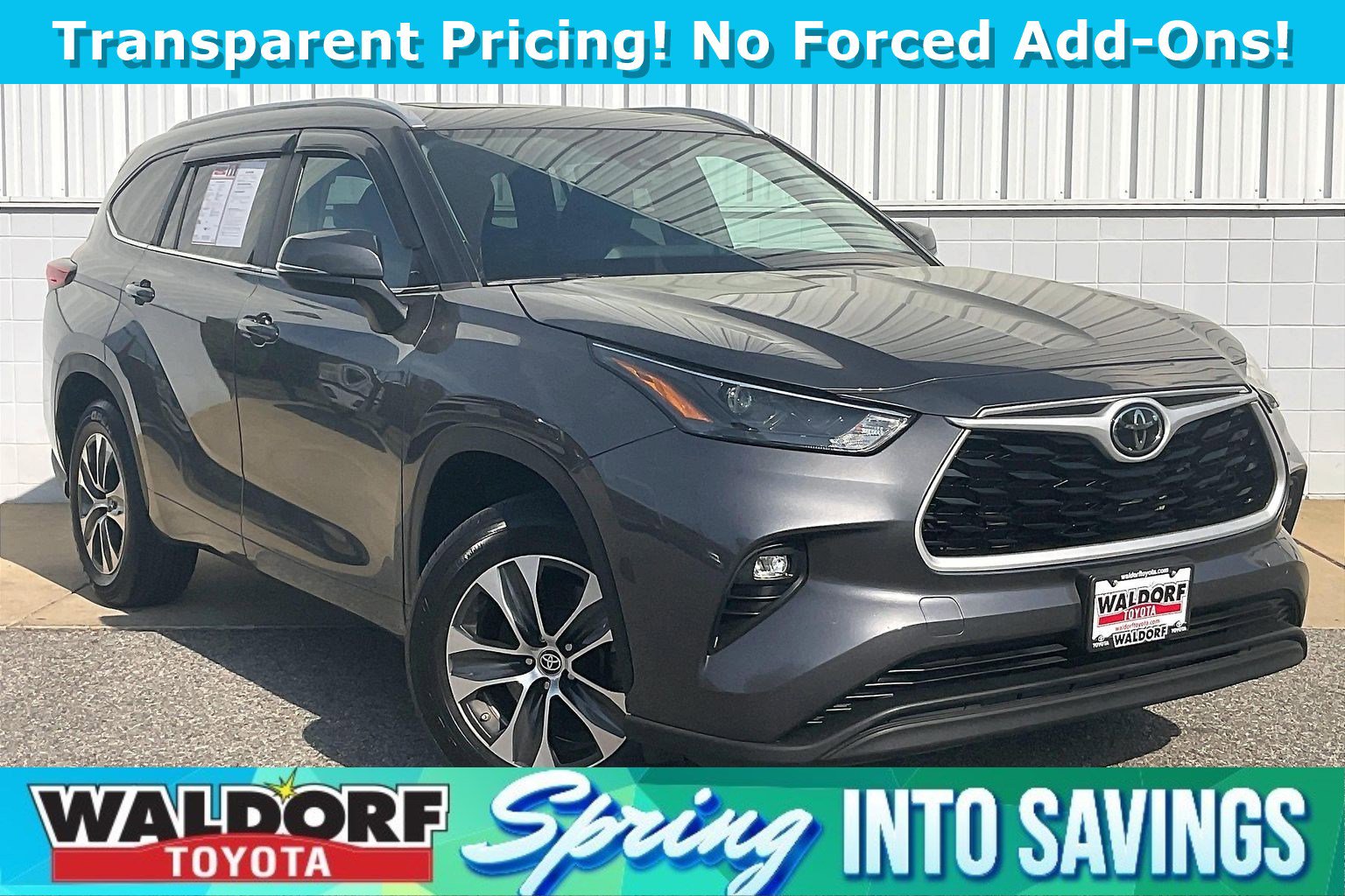 Used 2023 Toyota Highlander XLE FWD image 1