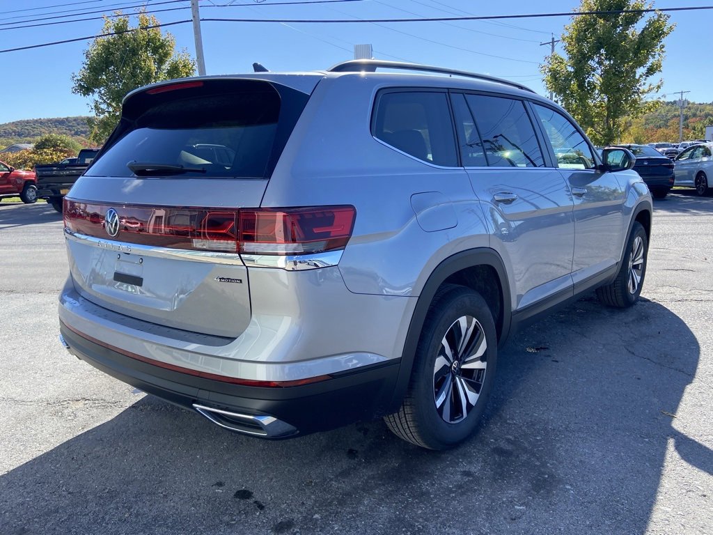 New 2026 Volkswagen Atlas SE image 4