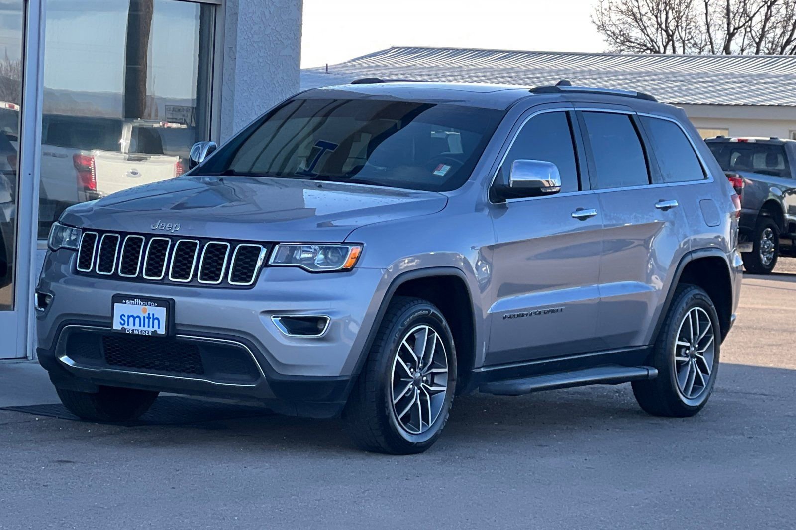Used 2021 Jeep Grand Cherokee Limited w/ Luxury Group II image 8