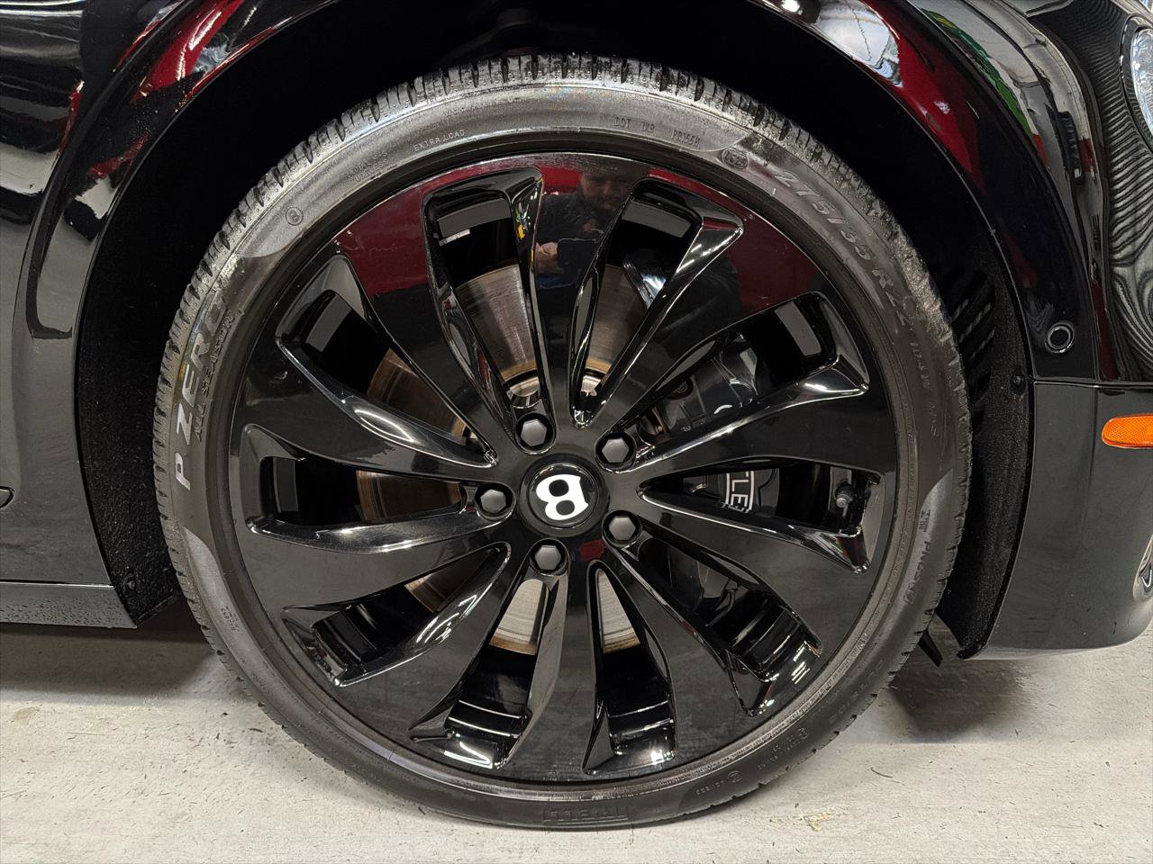 Used 2022 Bentley Flying Spur V8 image 12