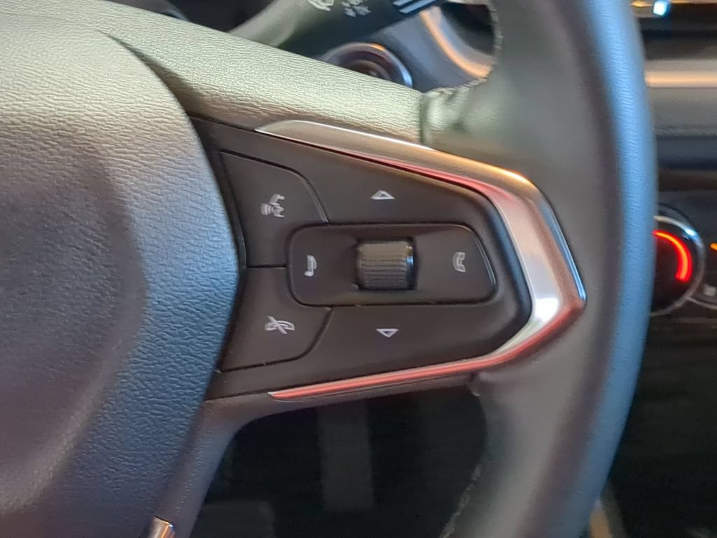 Used 2025 Chevrolet TrailBlazer LT FWD image 30