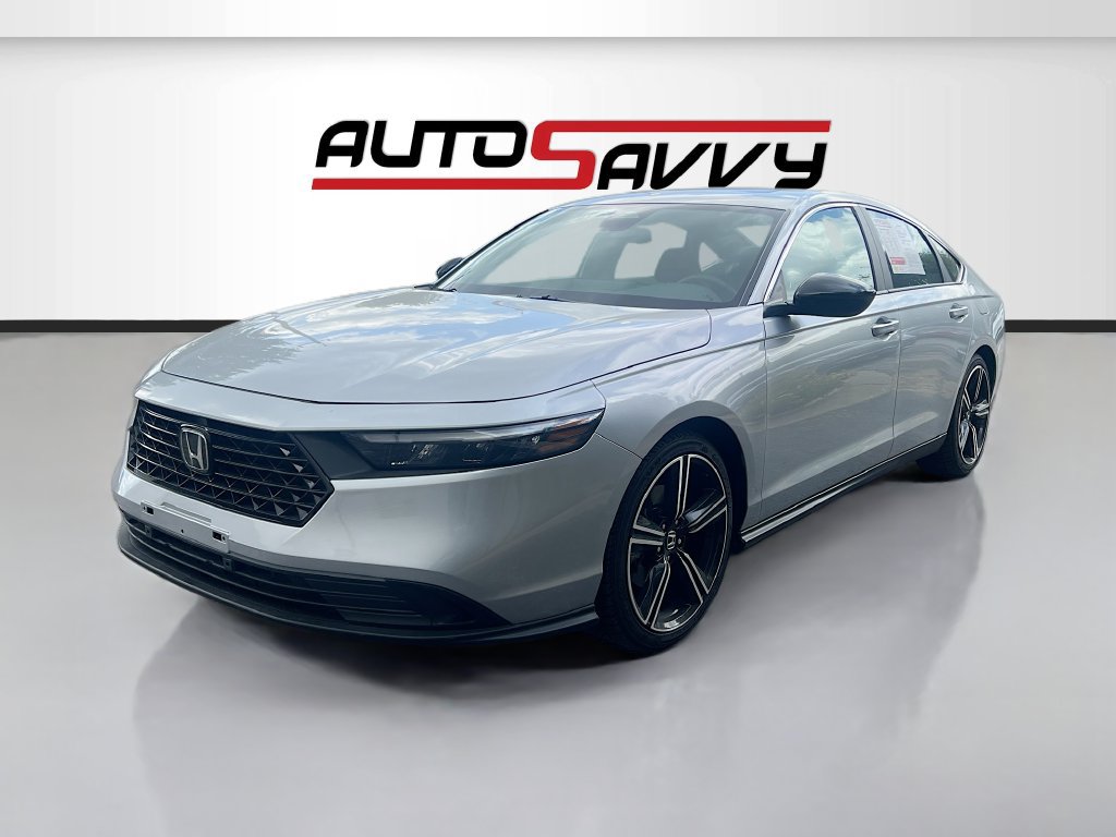 Used 2025 Honda Accord Sport image 3