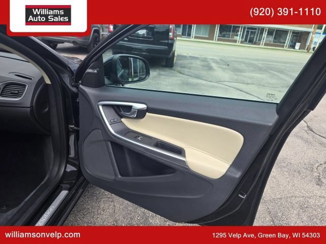 Used 2017 Volvo S60 T5 Inscription AWD/4WD image 16