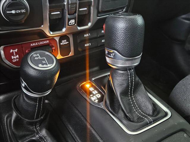 Used 2024 Jeep Gladiator Willys image 13