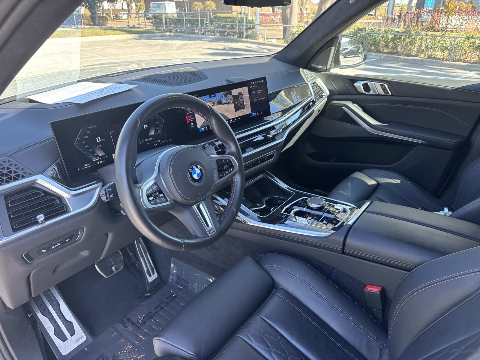 Used 2024 BMW X7 M60i image 34