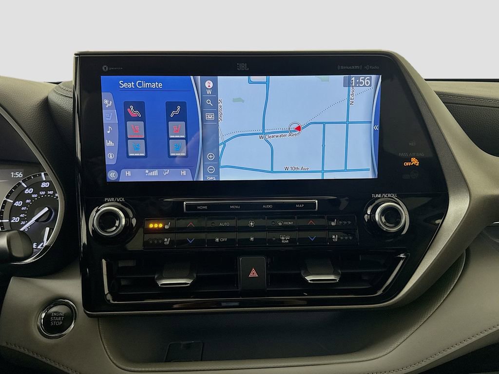 Used 2022 Toyota Highlander Limited image 14