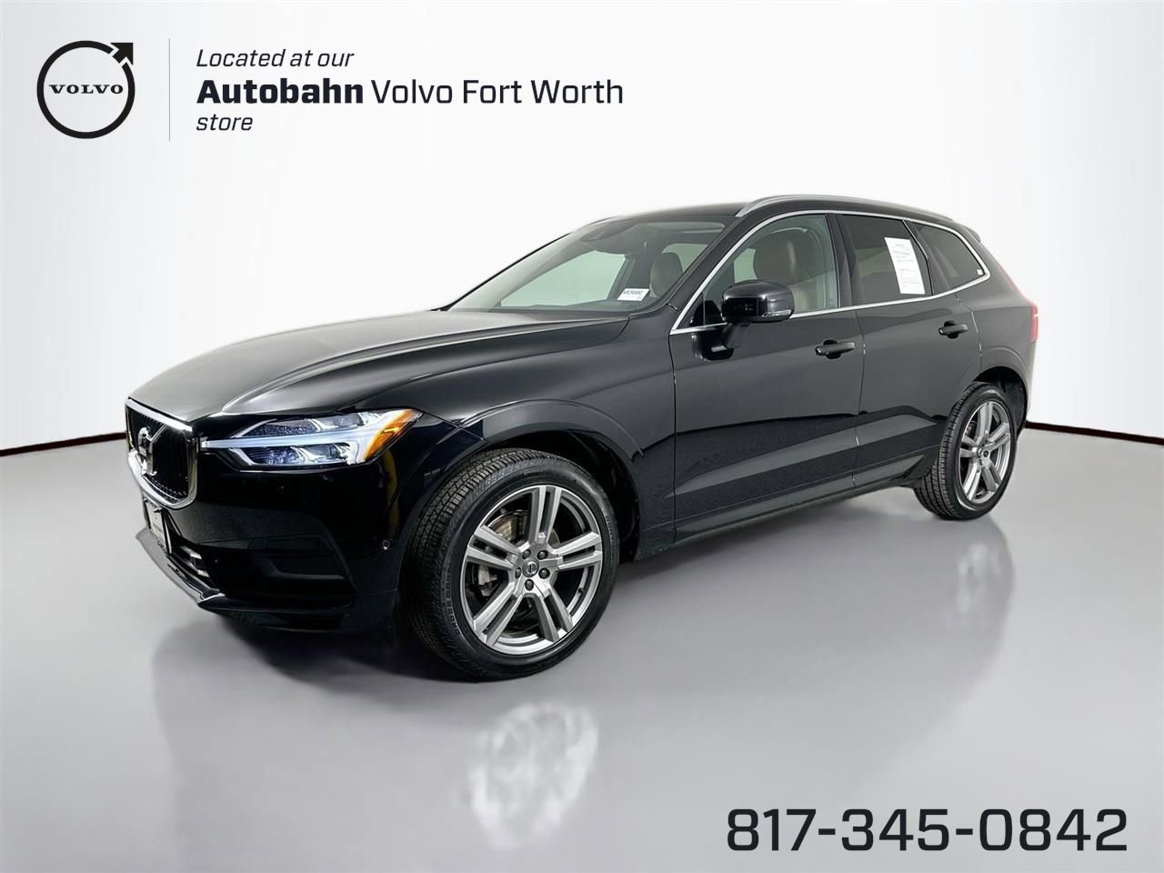 Used 2019 Volvo XC60 T5 Momentum w/ Multimedia Package