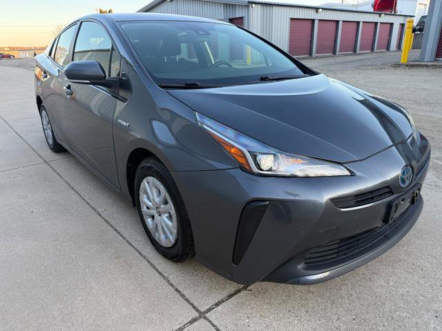 Used 2022 Toyota Prius L Eco image 5