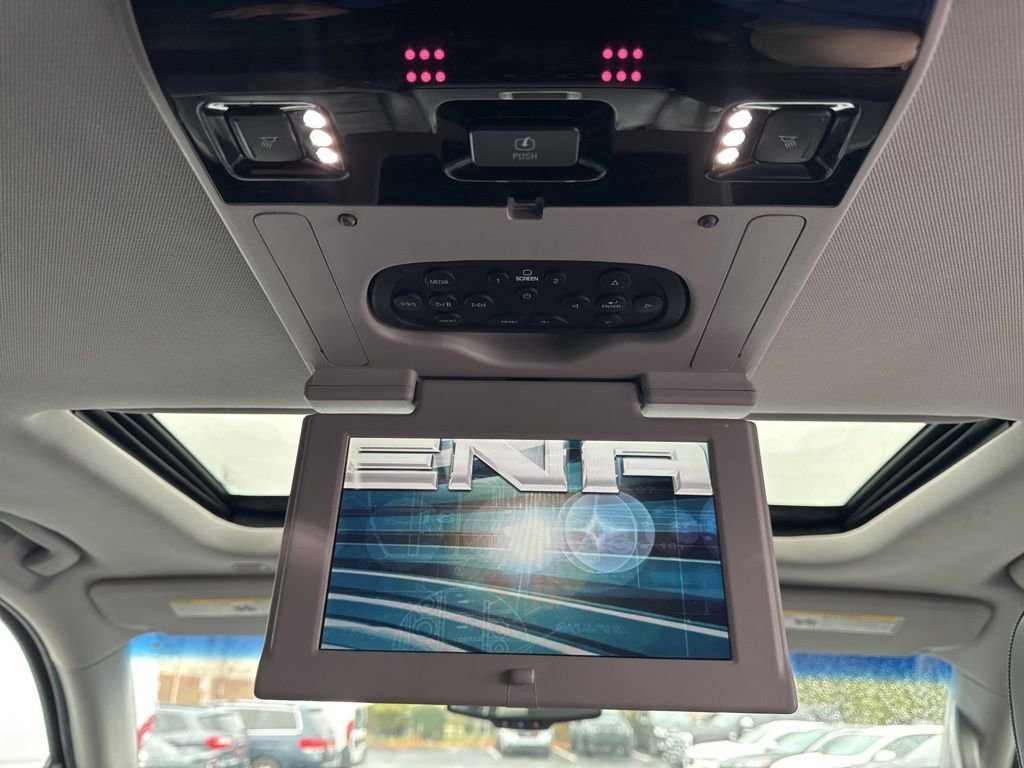 Used 2019 GMC Yukon Denali w/ Denali Ultimate Package image 34