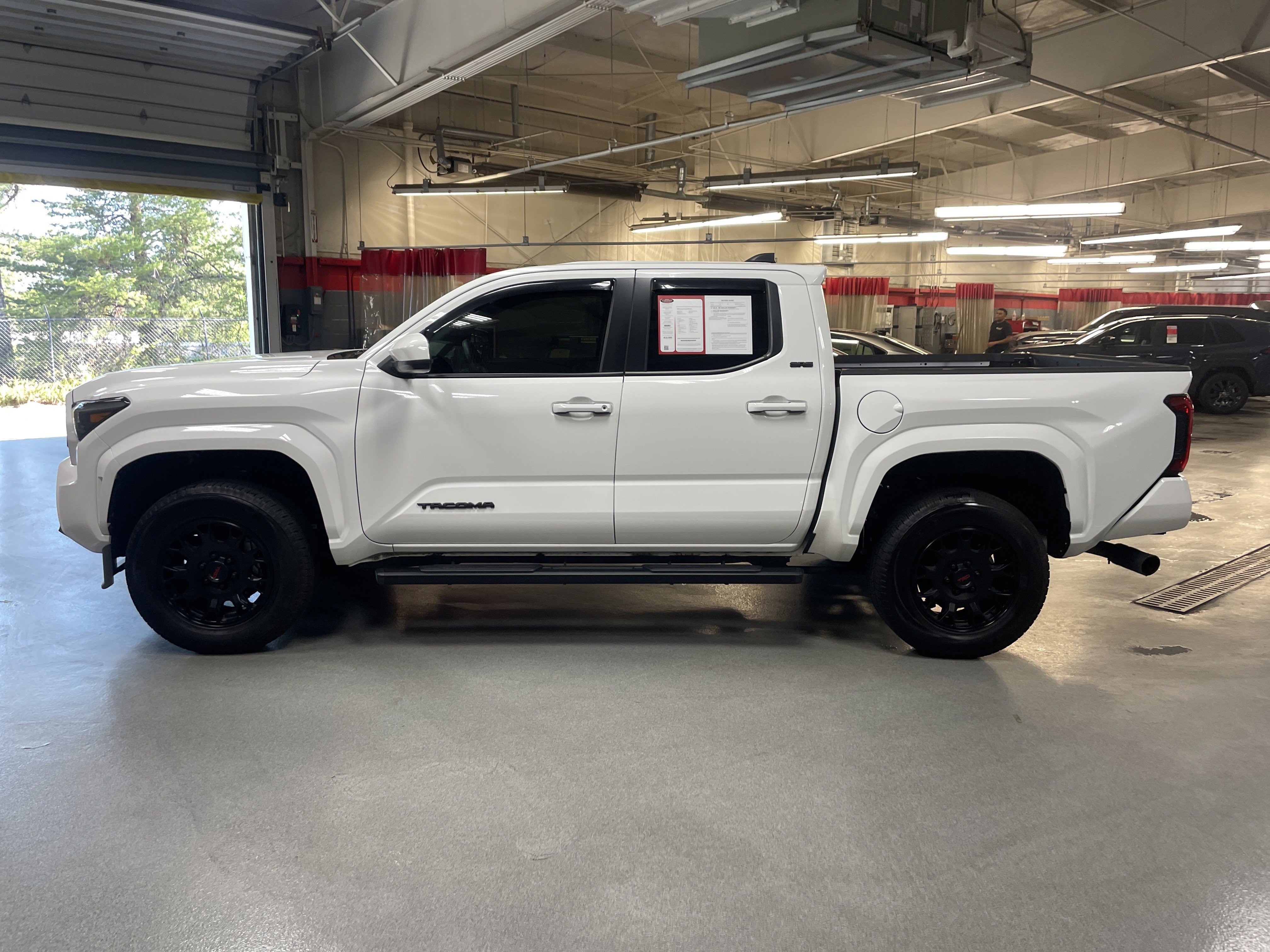Used 2024 Toyota Tacoma SR5 RWD image 7