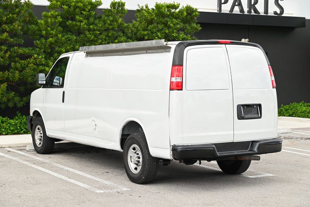 Used 2022 Chevrolet Express 2500 Extended w/ Driver Convenience Package image 6