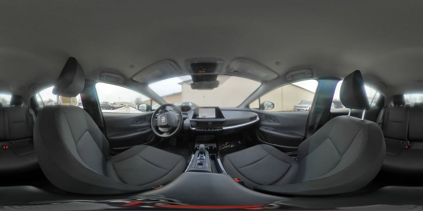 Used 2025 Toyota Prius LE image 40