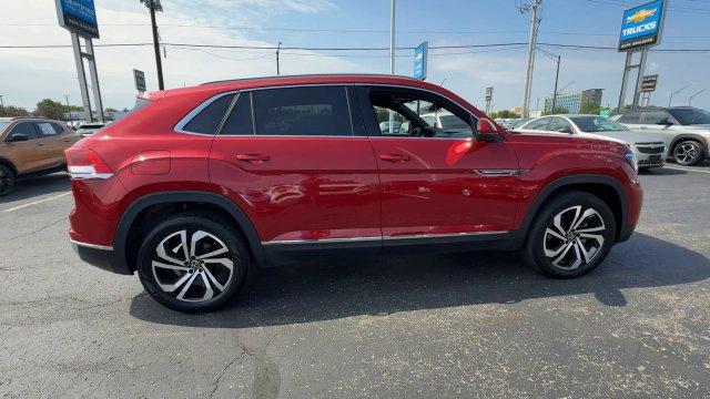 Used 2021 Volkswagen Atlas Cross Sport SEL Premium AWD/4WD image 9
