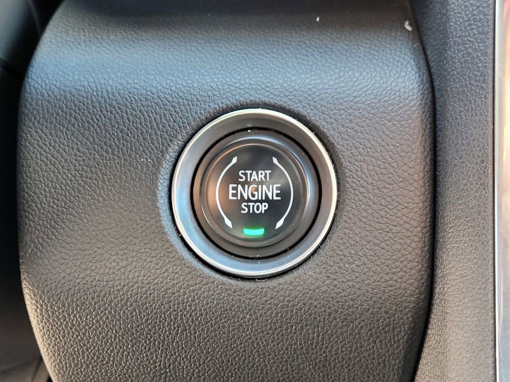 Used 2024 GMC Acadia Elevation image 23