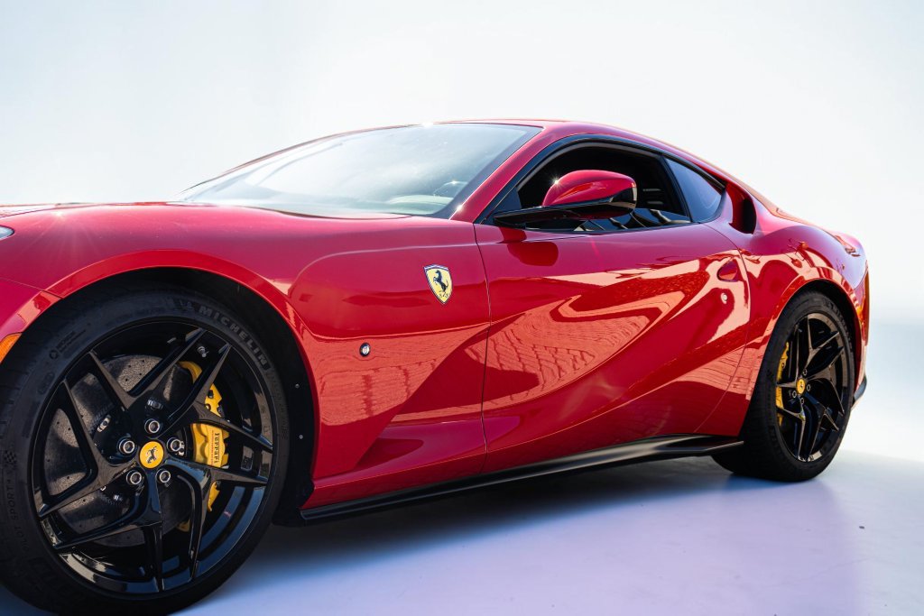 Certified 2018 Ferrari 812 Superfast RWD image 31