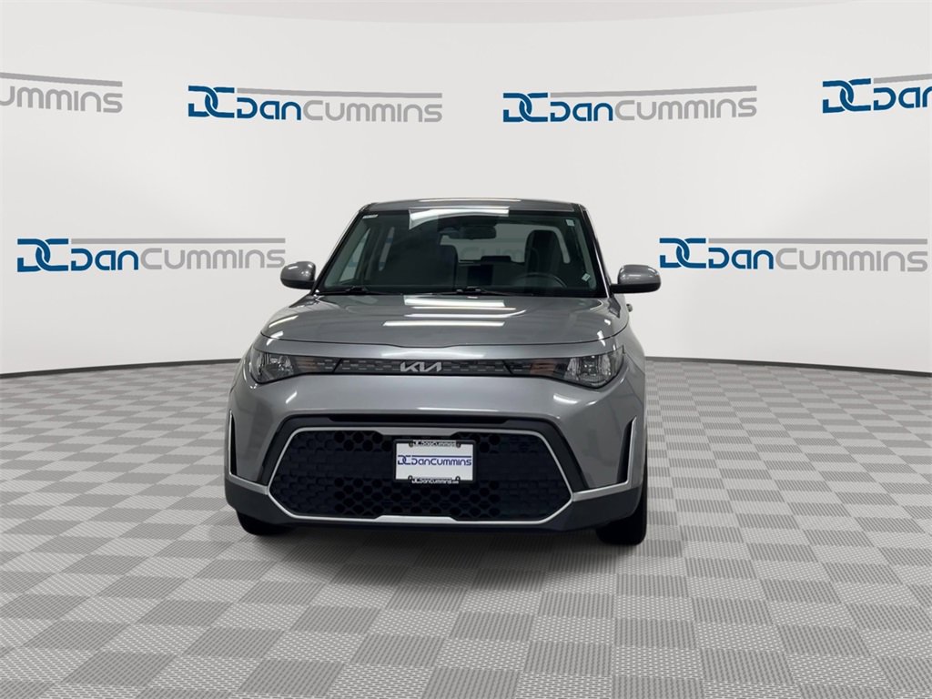 Used 2023 Kia Soul LX w/ Option Group 015 image 3