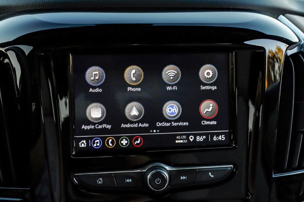 Used 2023 Chevrolet Traverse LS w/ Safety Package FWD image 30