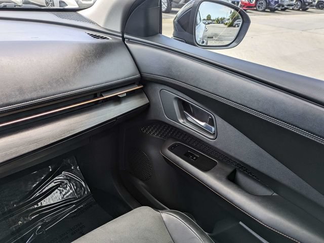 Used 2024 Nissan Ariya FWD image 19