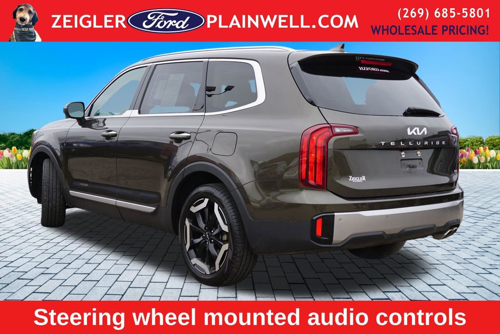 Used 2025 Kia Telluride S image 4