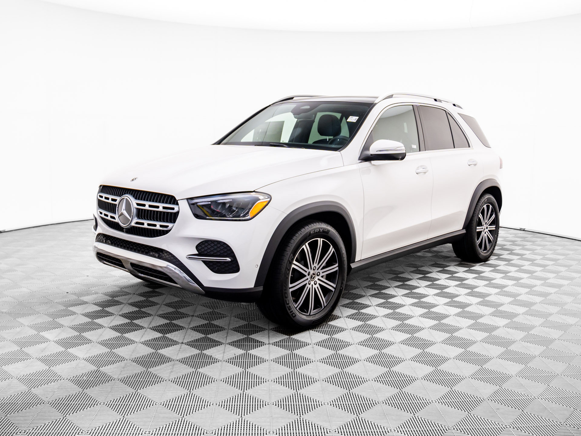 New 2026 Mercedes-Benz GLE 350 4MATIC 360° Tour