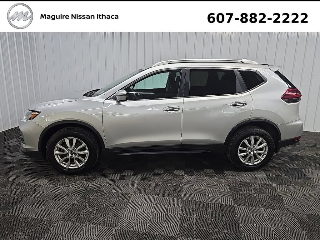 Used 2018 Nissan Rogue SV AWD/4WD image 6