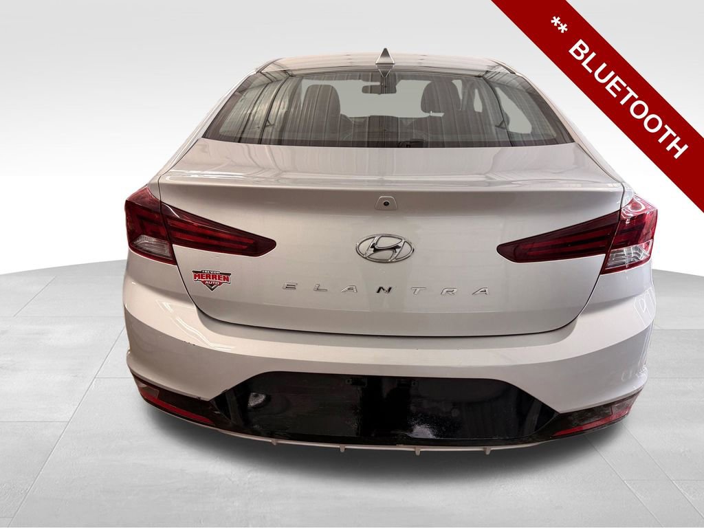 Used 2020 Hyundai Elantra SEL w/ Cargo Package (C1) image 4