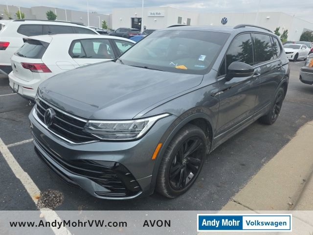 Used 2024 Volkswagen Tiguan SE R-Line