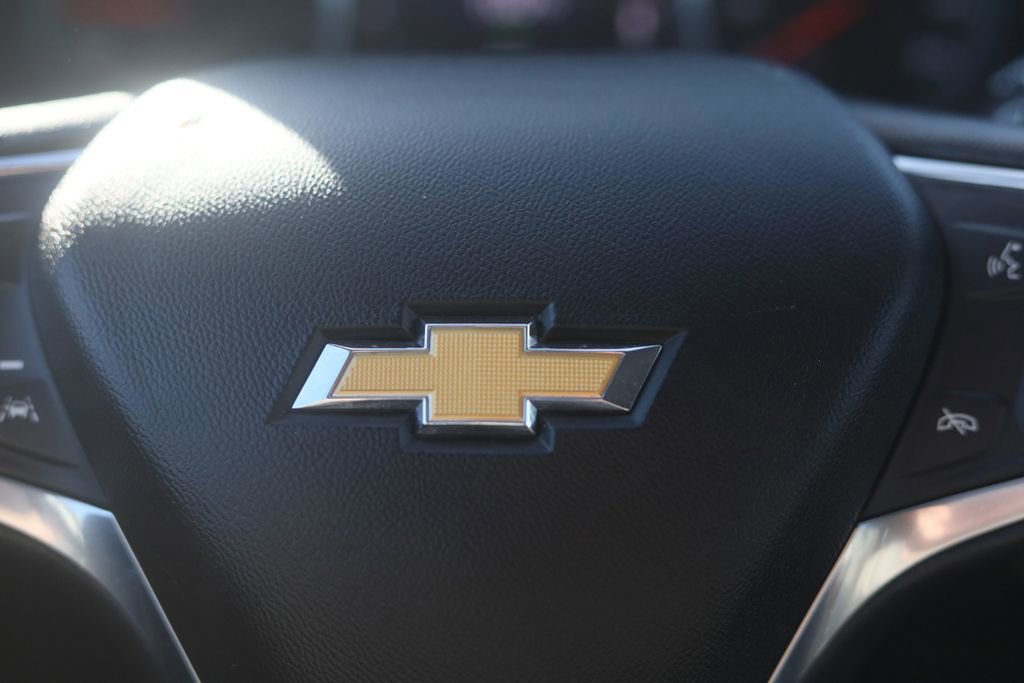 Used 2022 Chevrolet Equinox LT w/ Driver Convenience Package image 14
