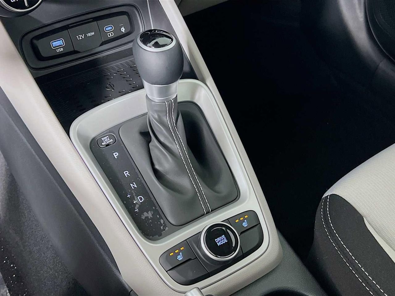 New 2026 Hyundai Venue SEL FWD image 12