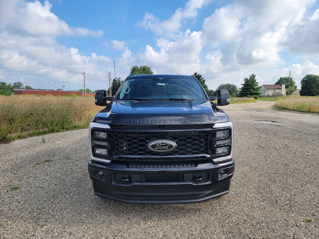 New 2025 Ford F250 Lariat w/ Black Appearance Package image 2