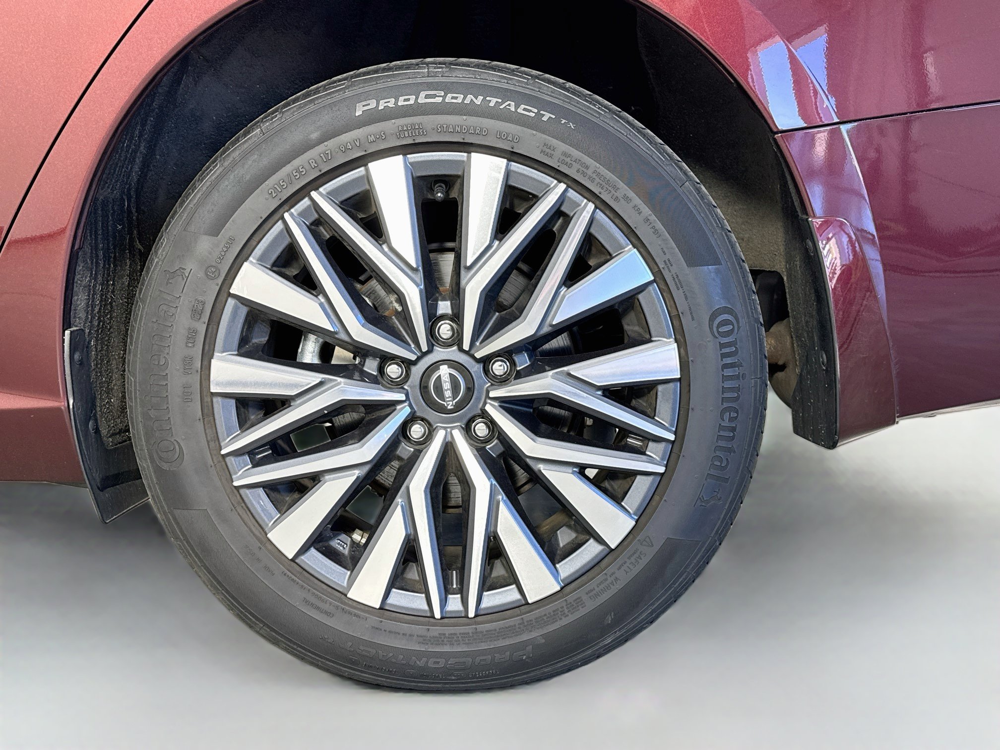 Used 2023 Nissan Altima 2.5 SV AWD/4WD image 30