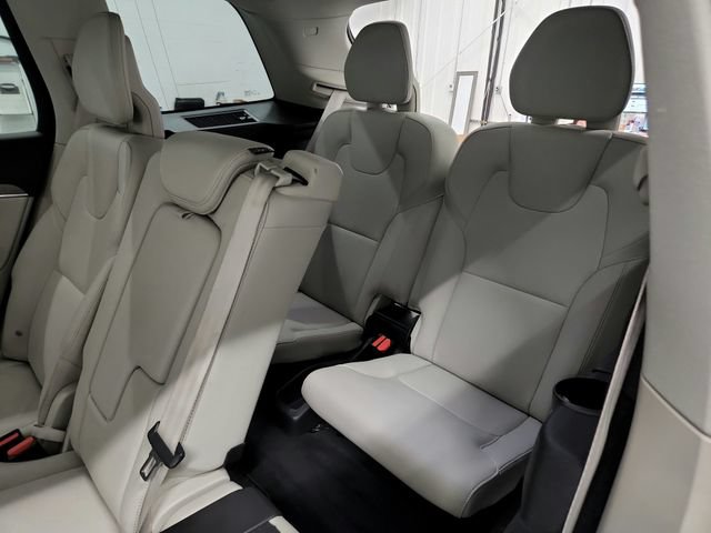 Used 2023 Volvo XC90 B6 Plus w/ Protection Package AWD/4WD image 39