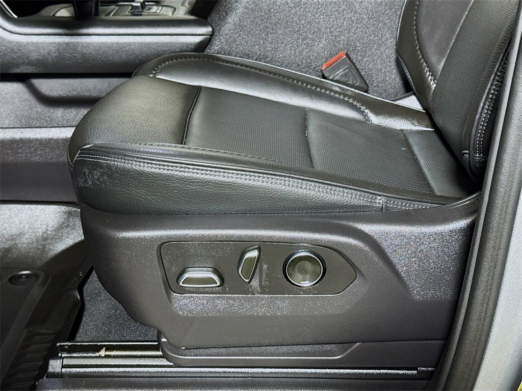 Used 2024 GMC Sierra 1500 Denali w/ Denali Reserve Package image 17