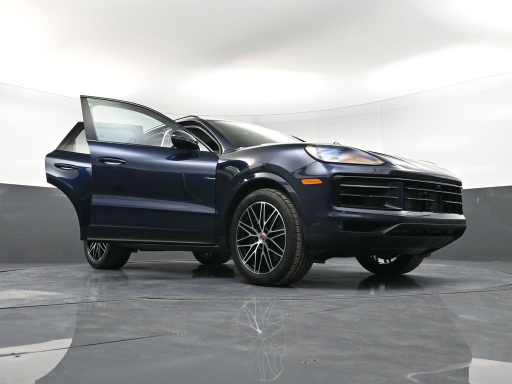 New 2026 Porsche Cayenne image 37