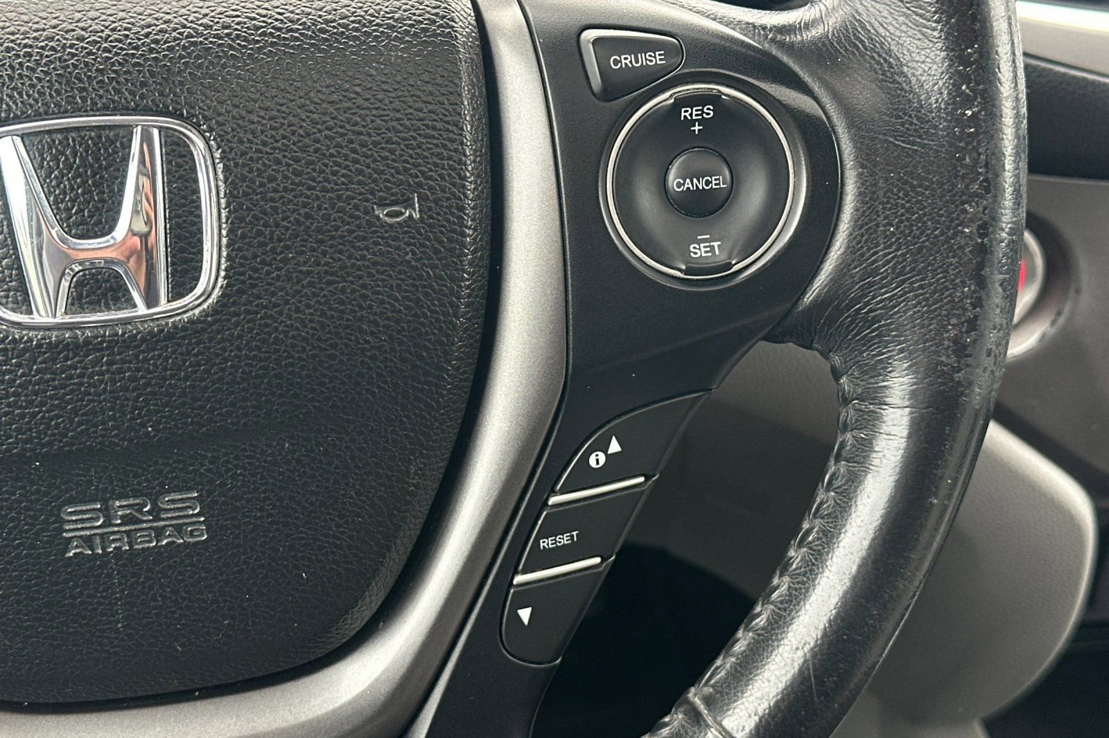 Used 2017 Honda Pilot EX-L image 28