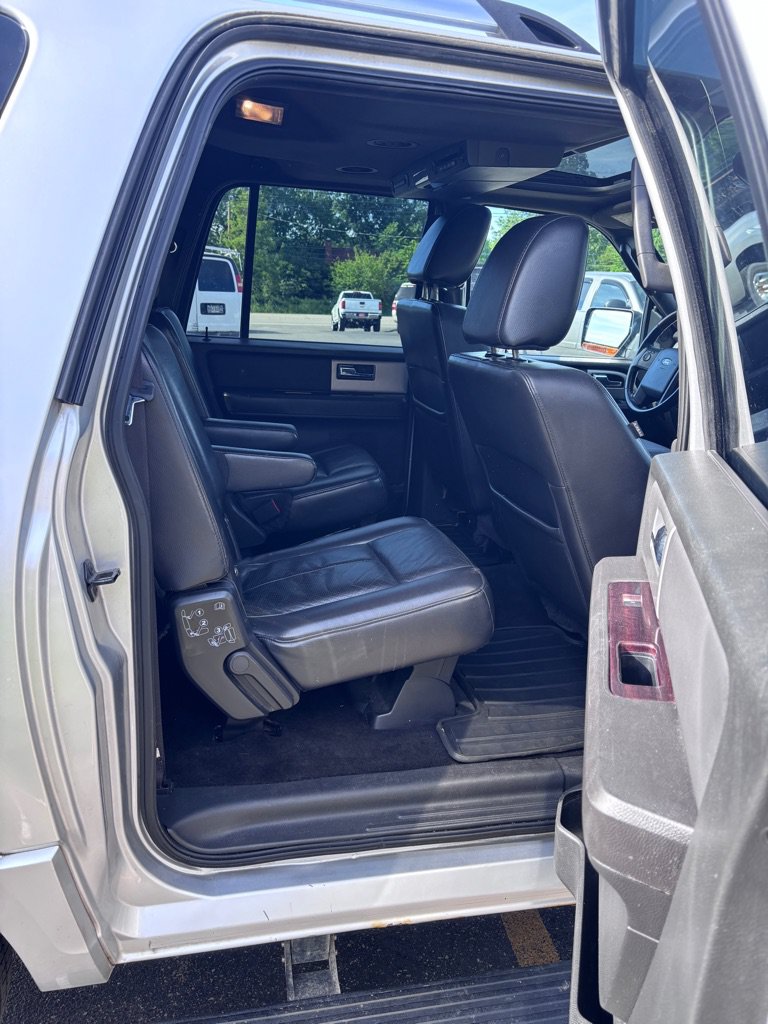 Used 2010 Ford Expedition EL Limited AWD/4WD image 12